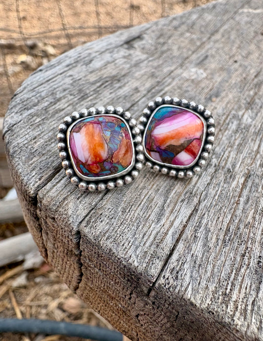 Small Stunner Studs