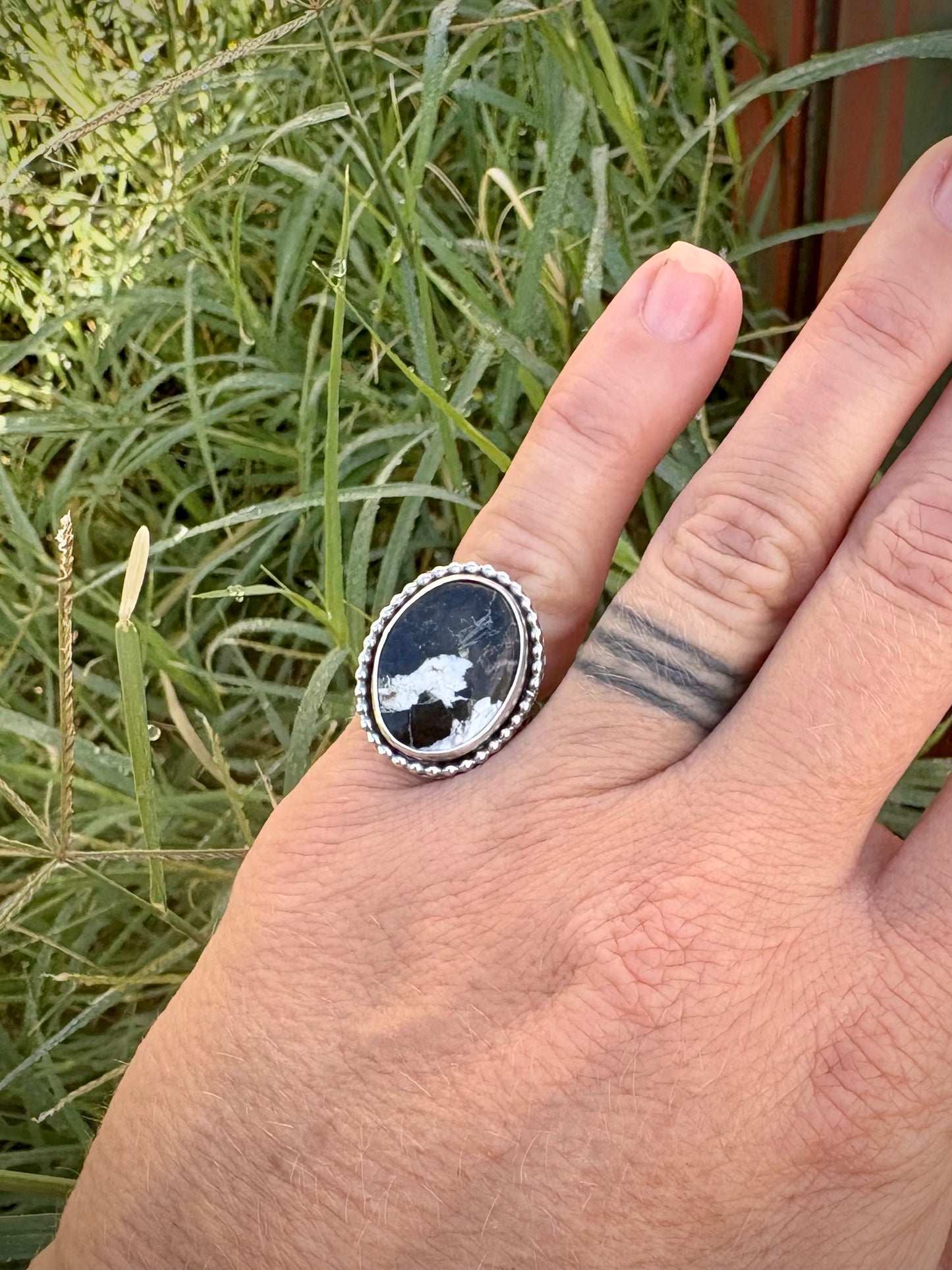 It’s Black and White Ring