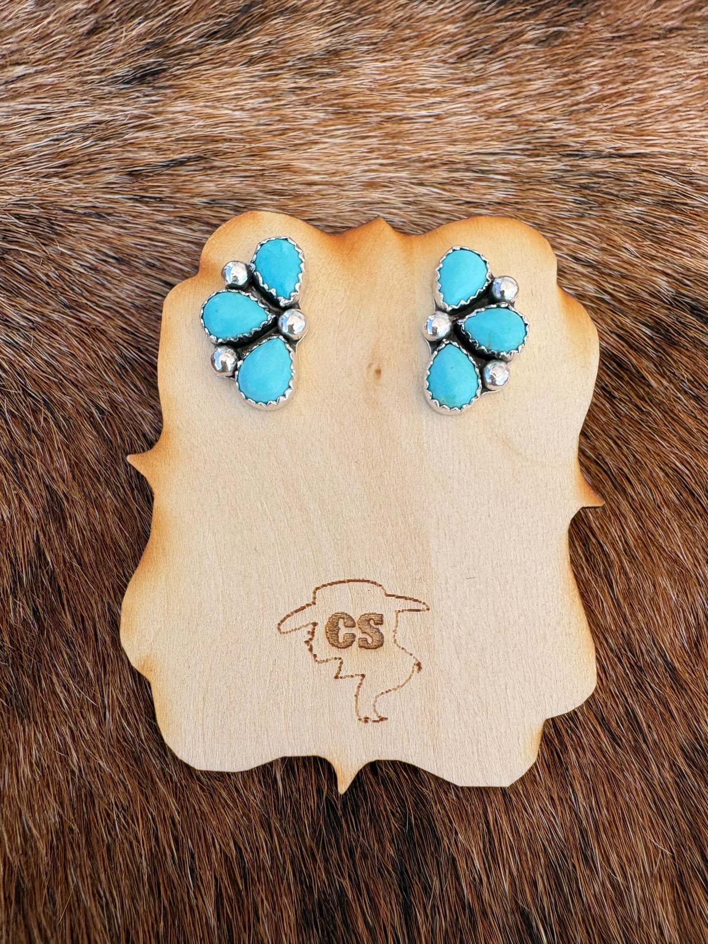 Half Cluster Earrings-blue