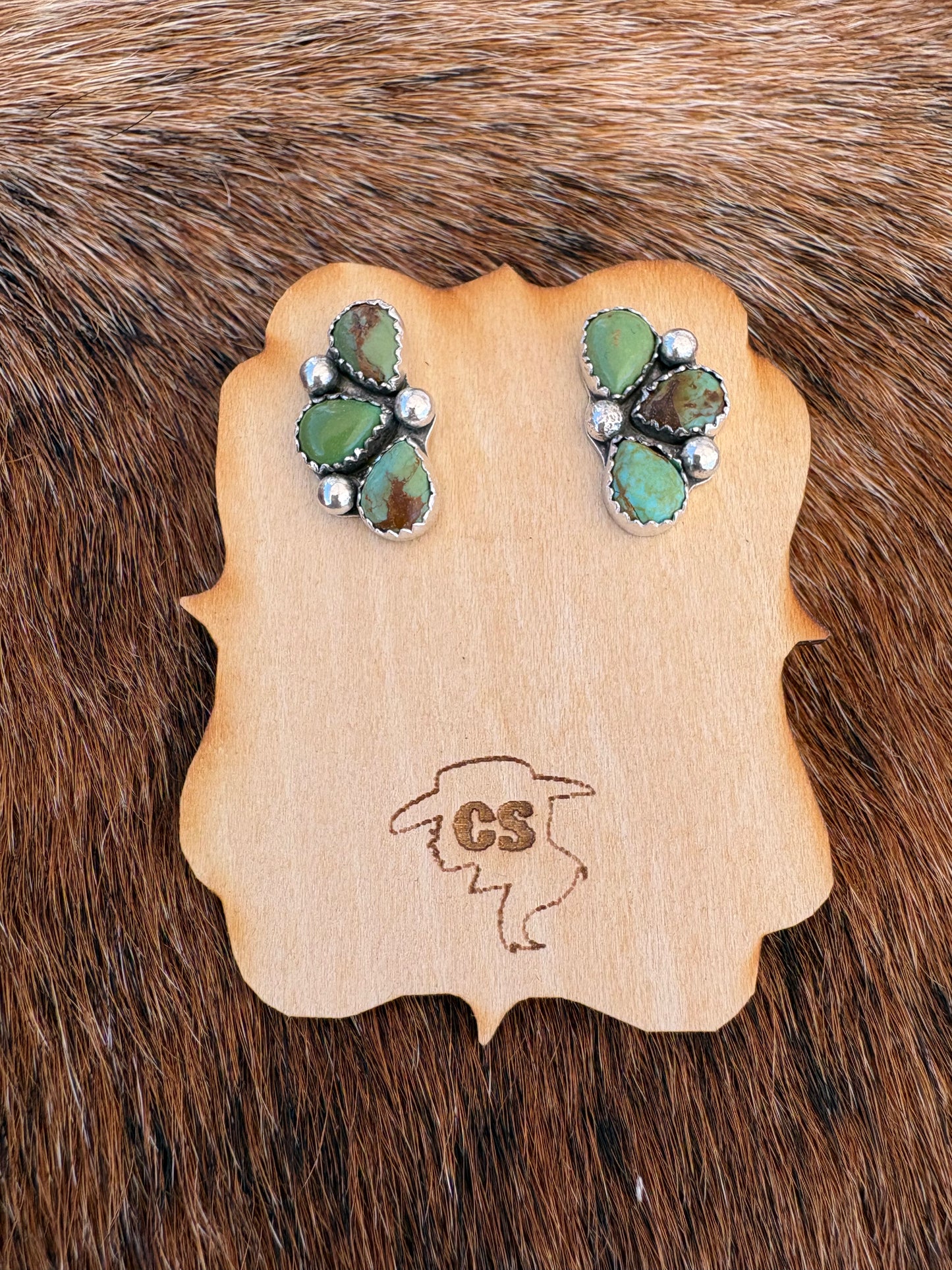 Half Cluster Earrings-green